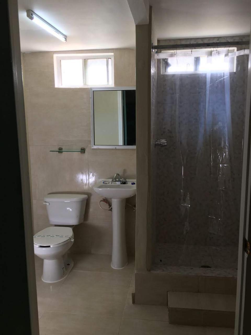 Hotel Frontera Baja เม็กซิกาลิ ภายนอก รูปภาพ