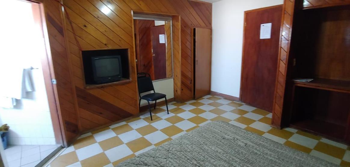 Hotel Frontera Baja เม็กซิกาลิ ภายนอก รูปภาพ