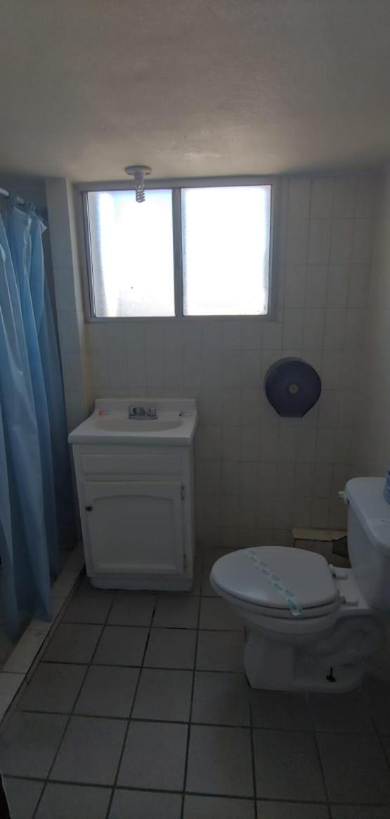 Hotel Frontera Baja เม็กซิกาลิ ภายนอก รูปภาพ